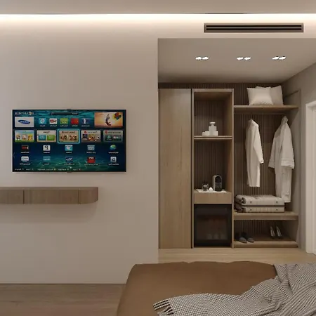 Marisol Hotel 4*