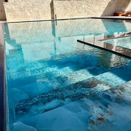 Marisol Hotel